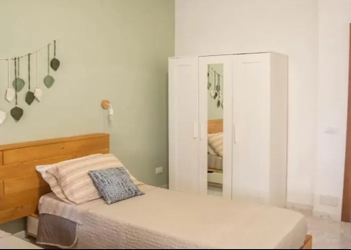 La Terrazza Nel Centro "appartamento Con 2 Stanze E 2 Bagni' *